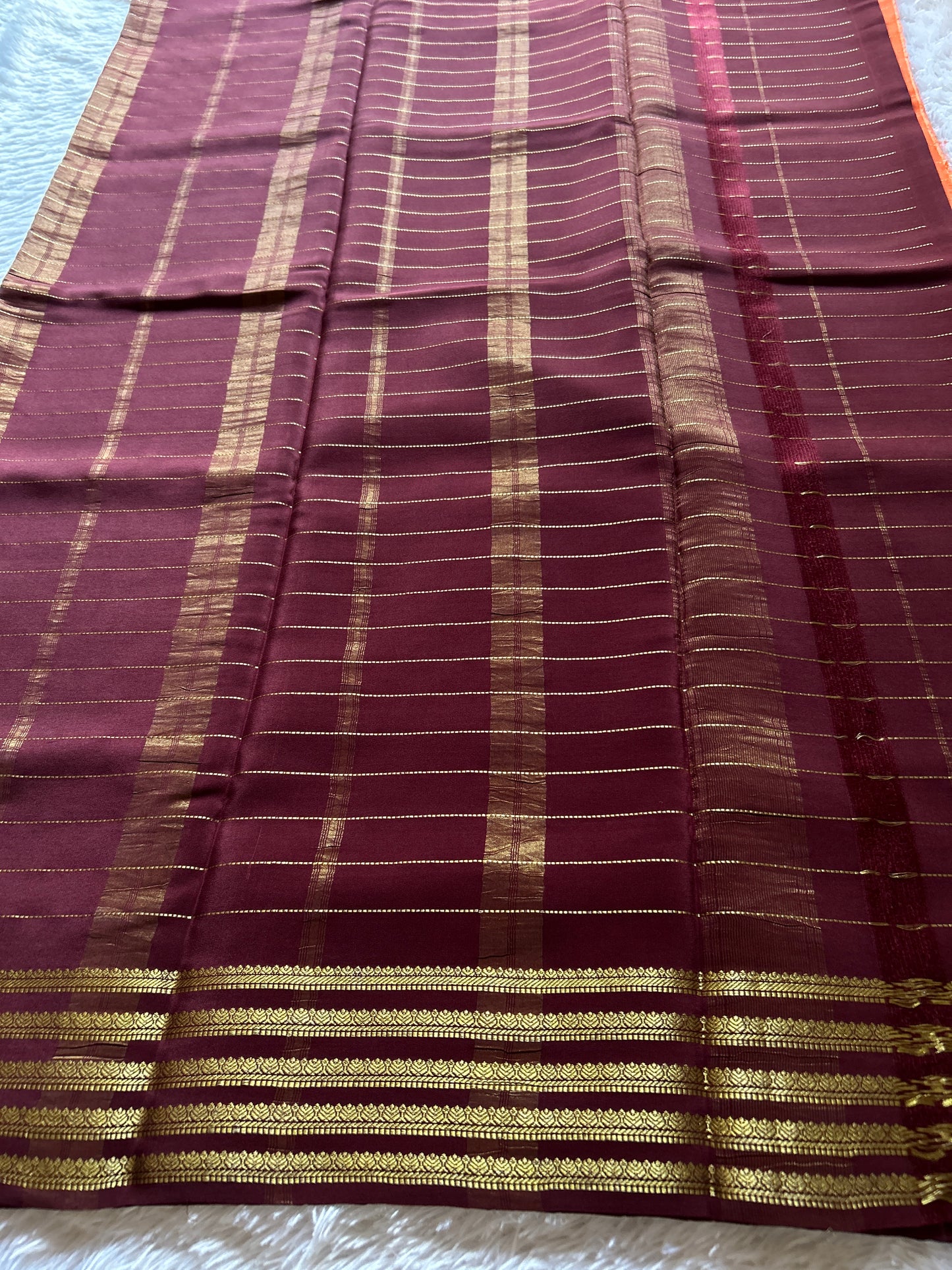 Charuni (2D) : Orange-chocolate brown