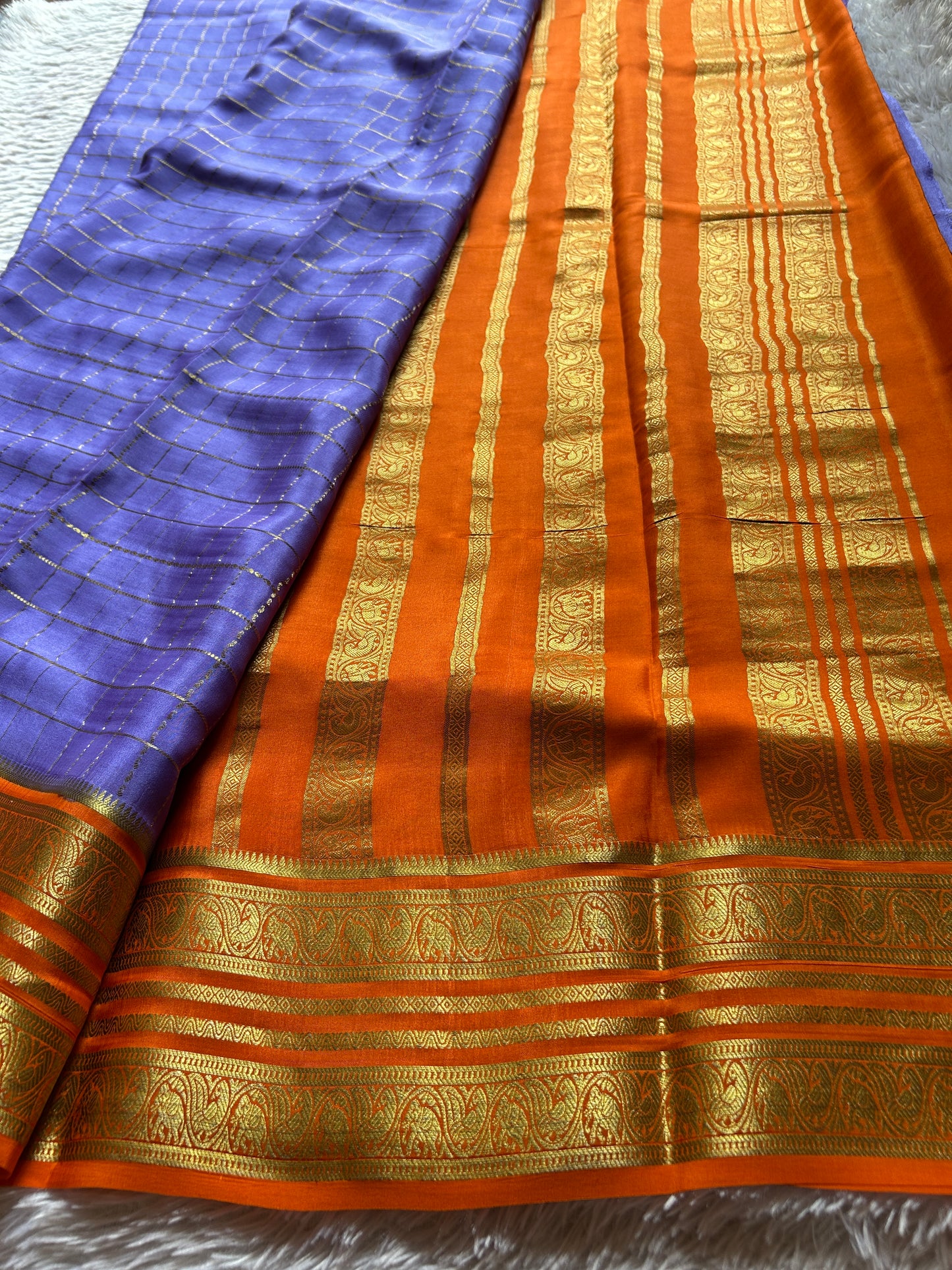 Ganga (3D) : Lavender blue-pink-orange