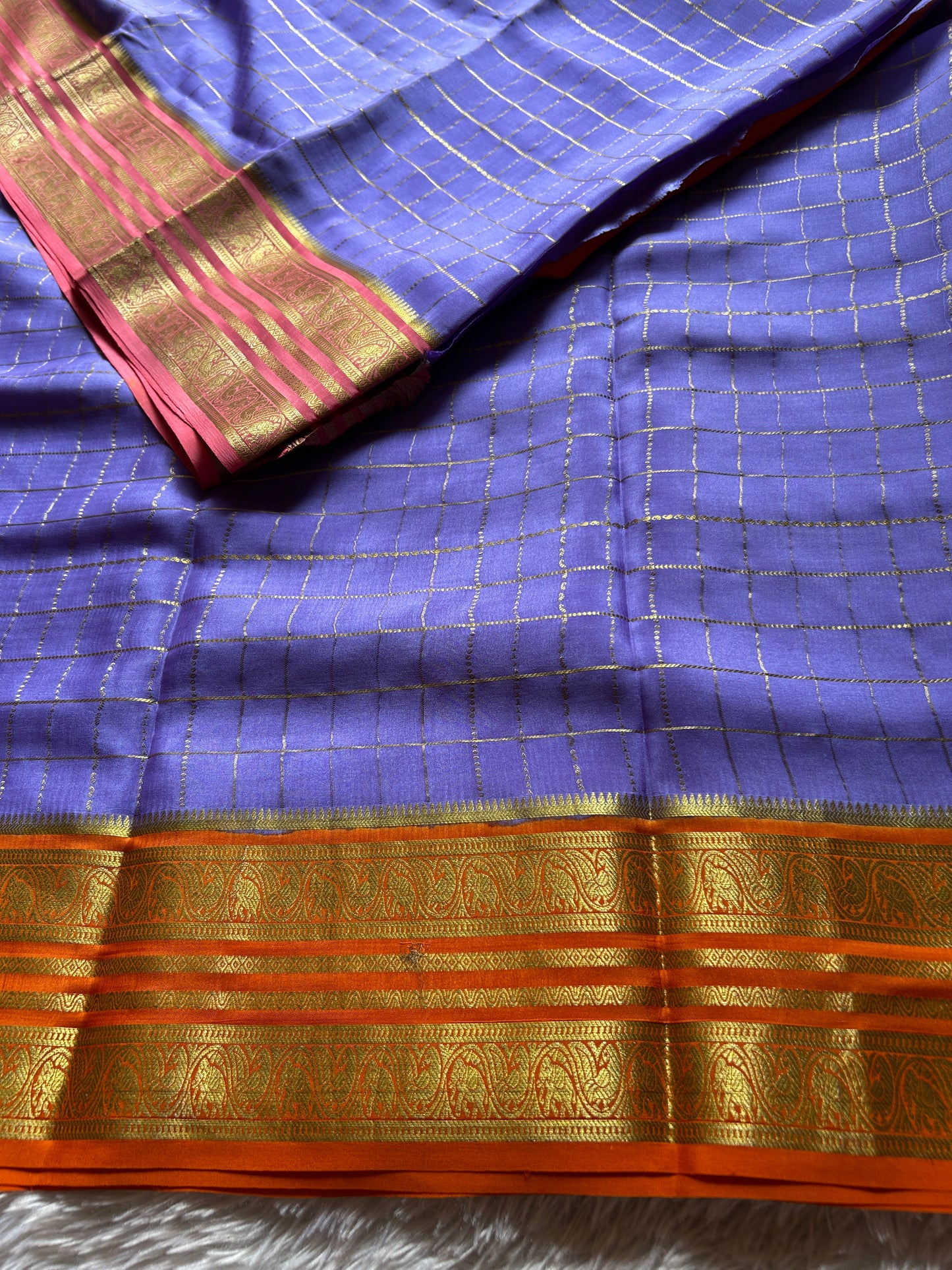 Ganga (3D) : Lavender blue-pink-orange