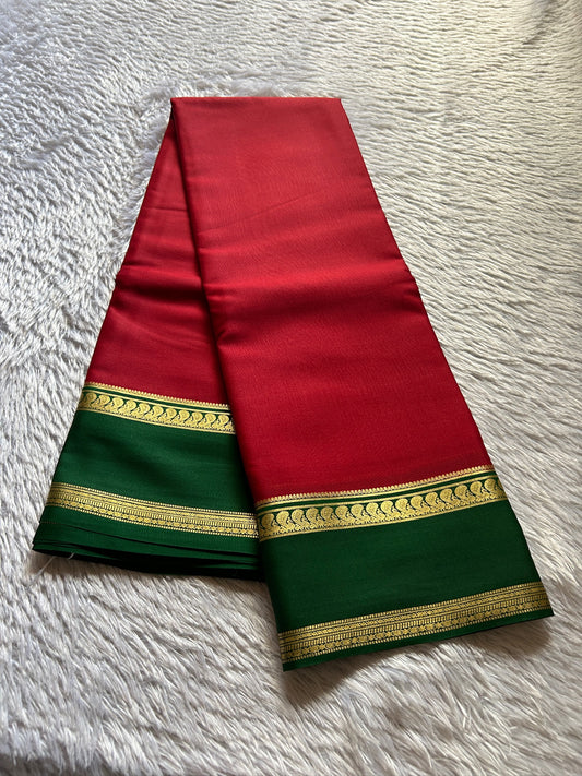 Arathi (2D) : Red-bottle green