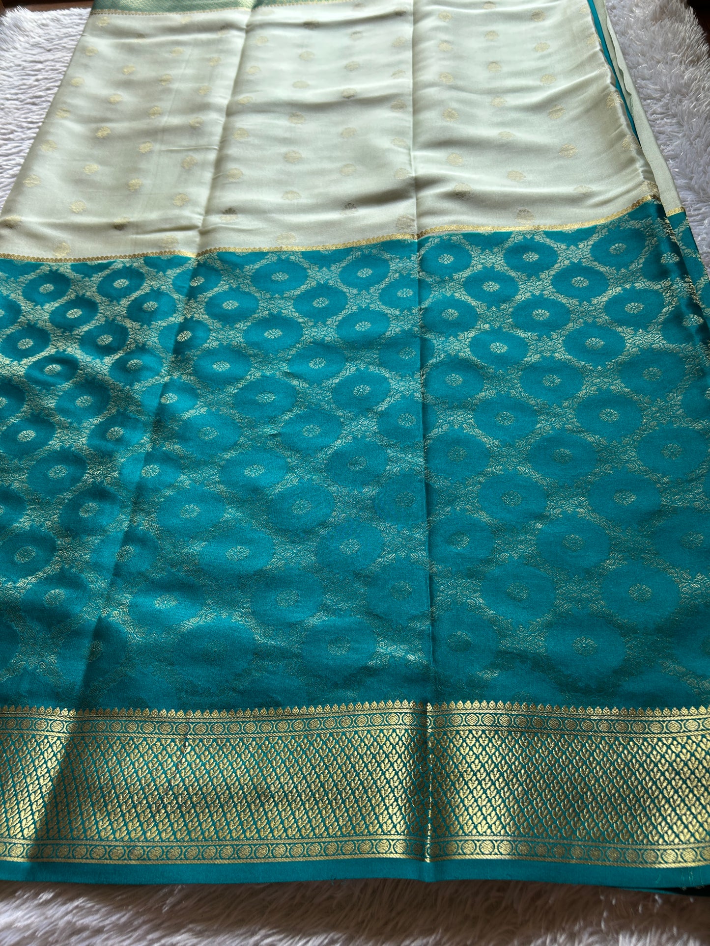 Sparsha (2D) : Brocade Ananda blue-off white