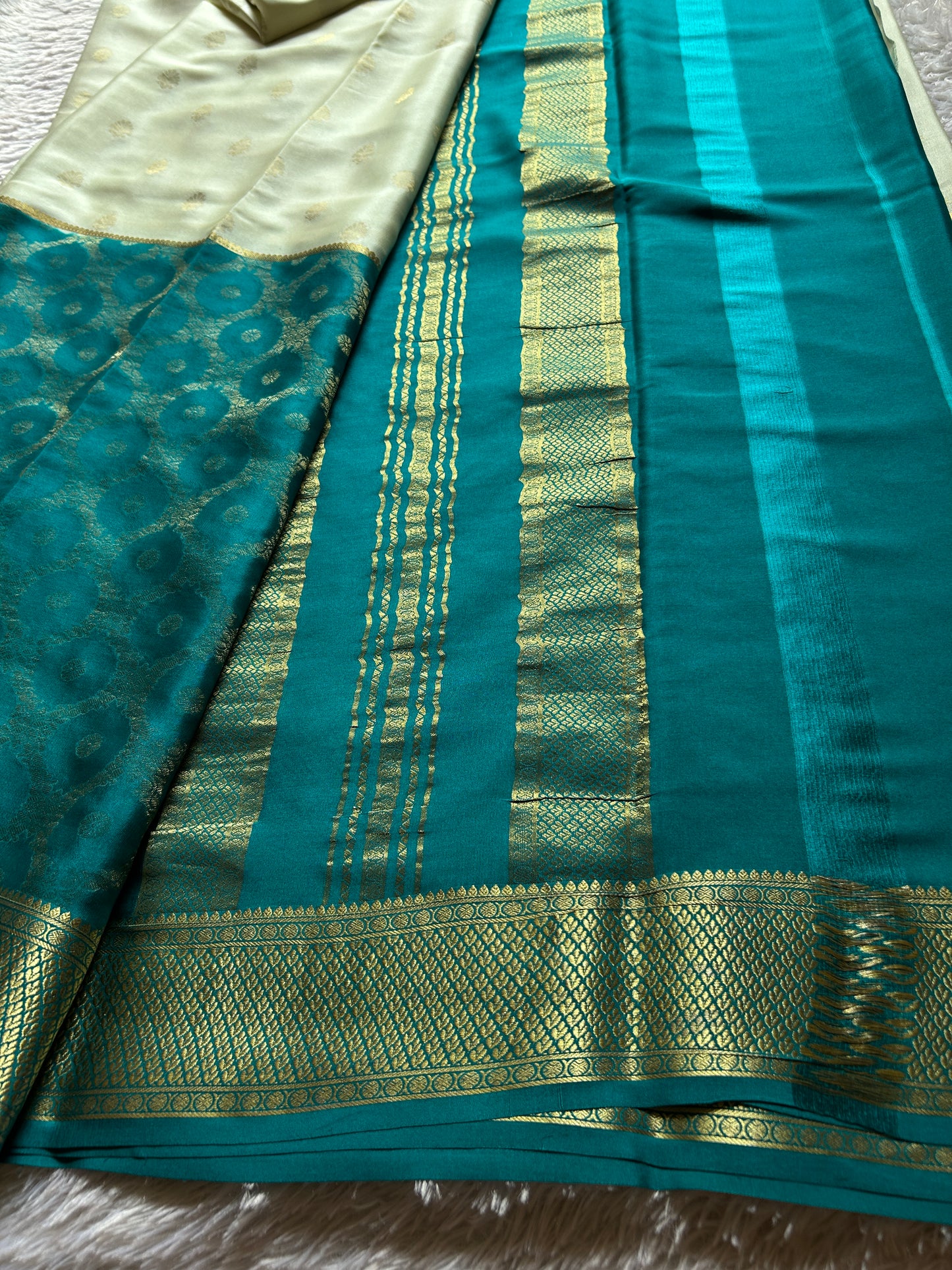 Sparsha (2D) : Brocade Ananda blue-off white