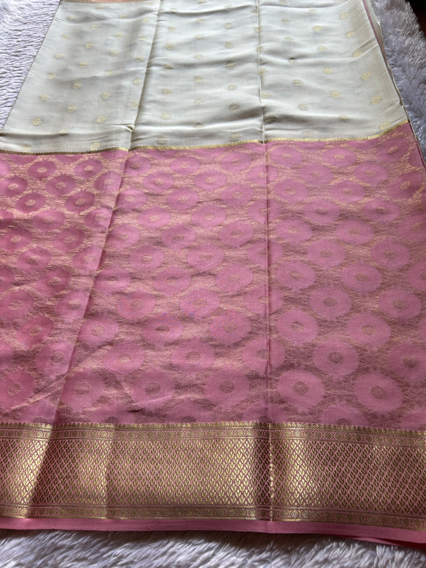 Sparsha (2D) : Brocade Baby pink-off white