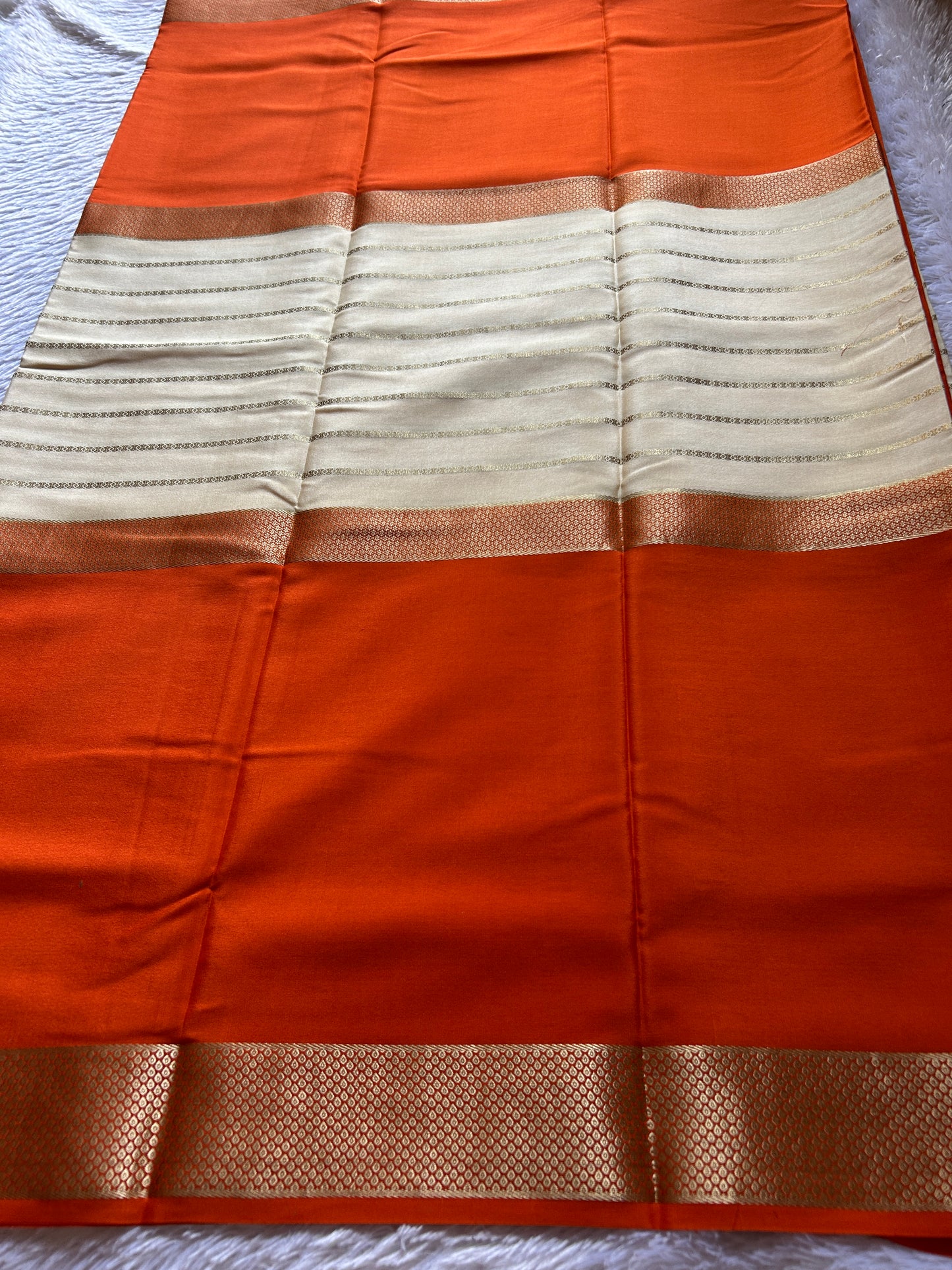 Kavya (2D) : Orange-off white