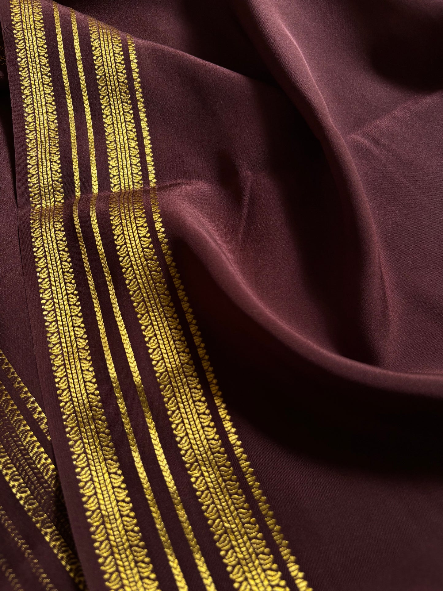Raagini : Solid Chocolate brown