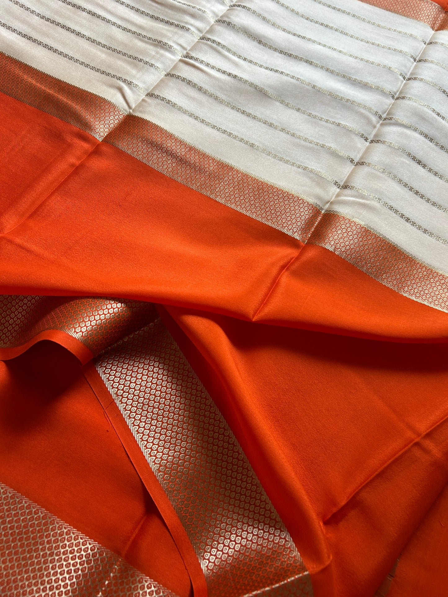 Kavya (2D) : Orange-off white
