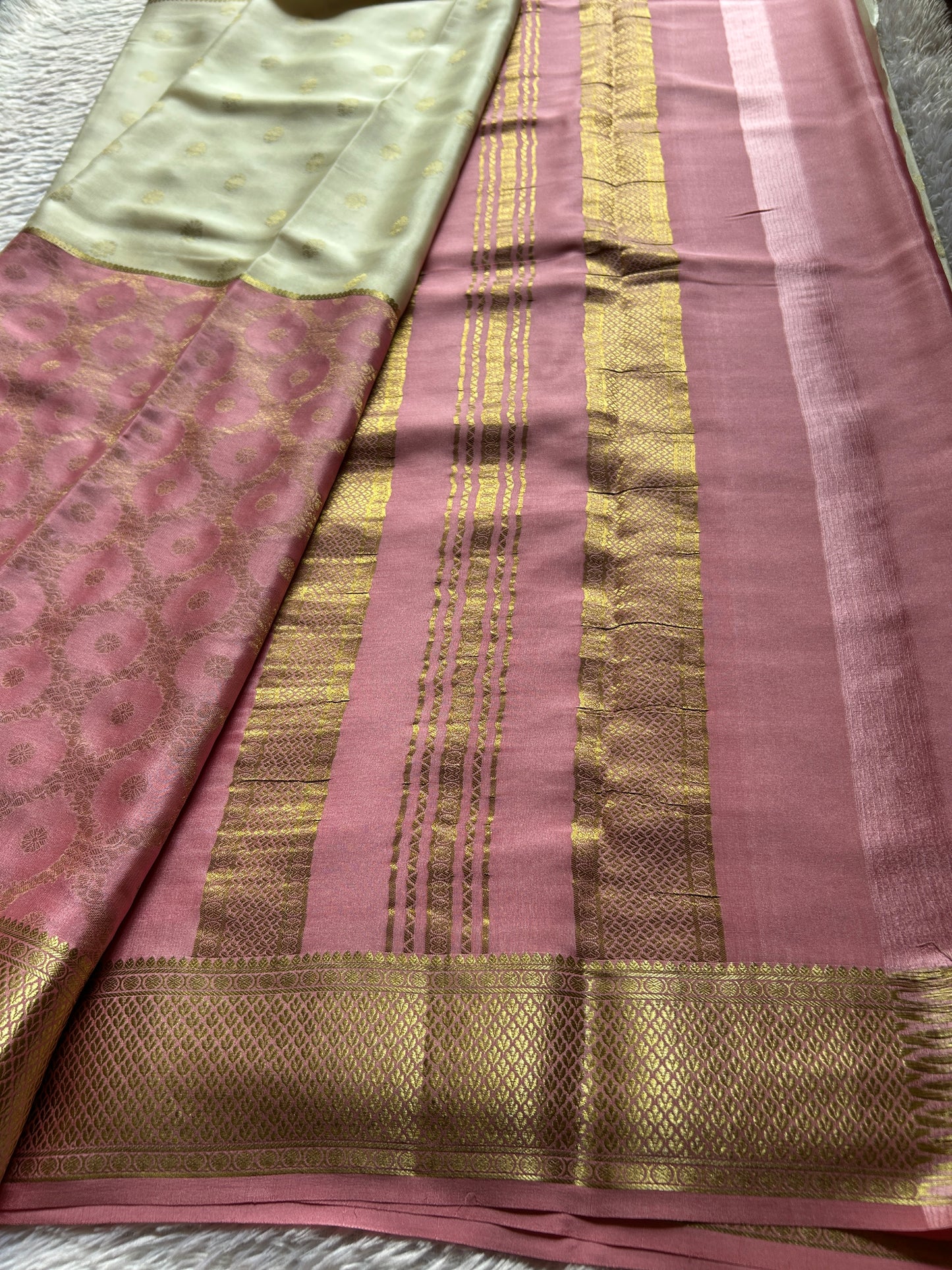 Sparsha (2D) : Brocade Baby pink-off white