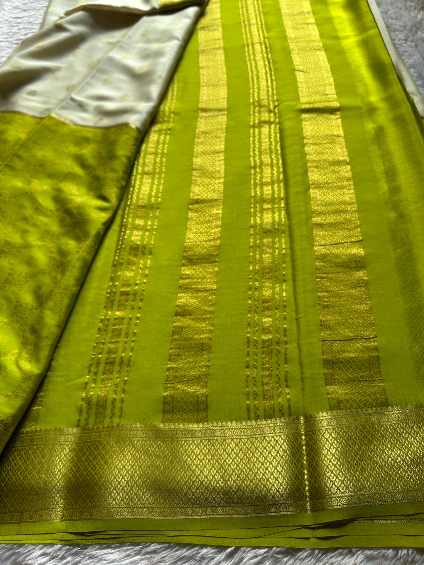 Sparsha (2D) : Brocade Mehendi green-off white