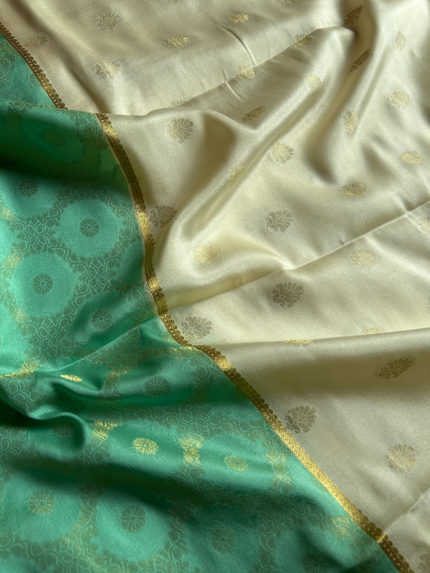 Sparsha (2D) : Brocade Mint-off white