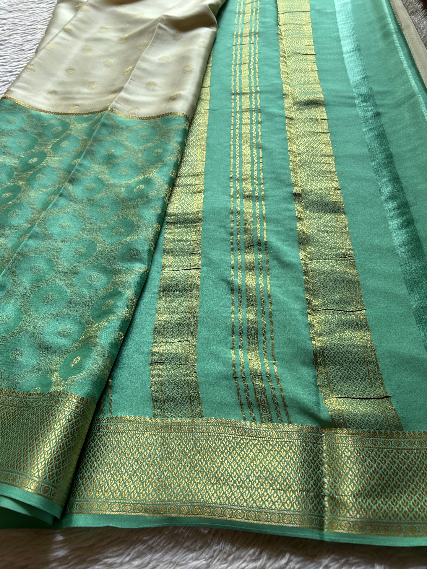 Sparsha (2D) : Brocade Mint-off white