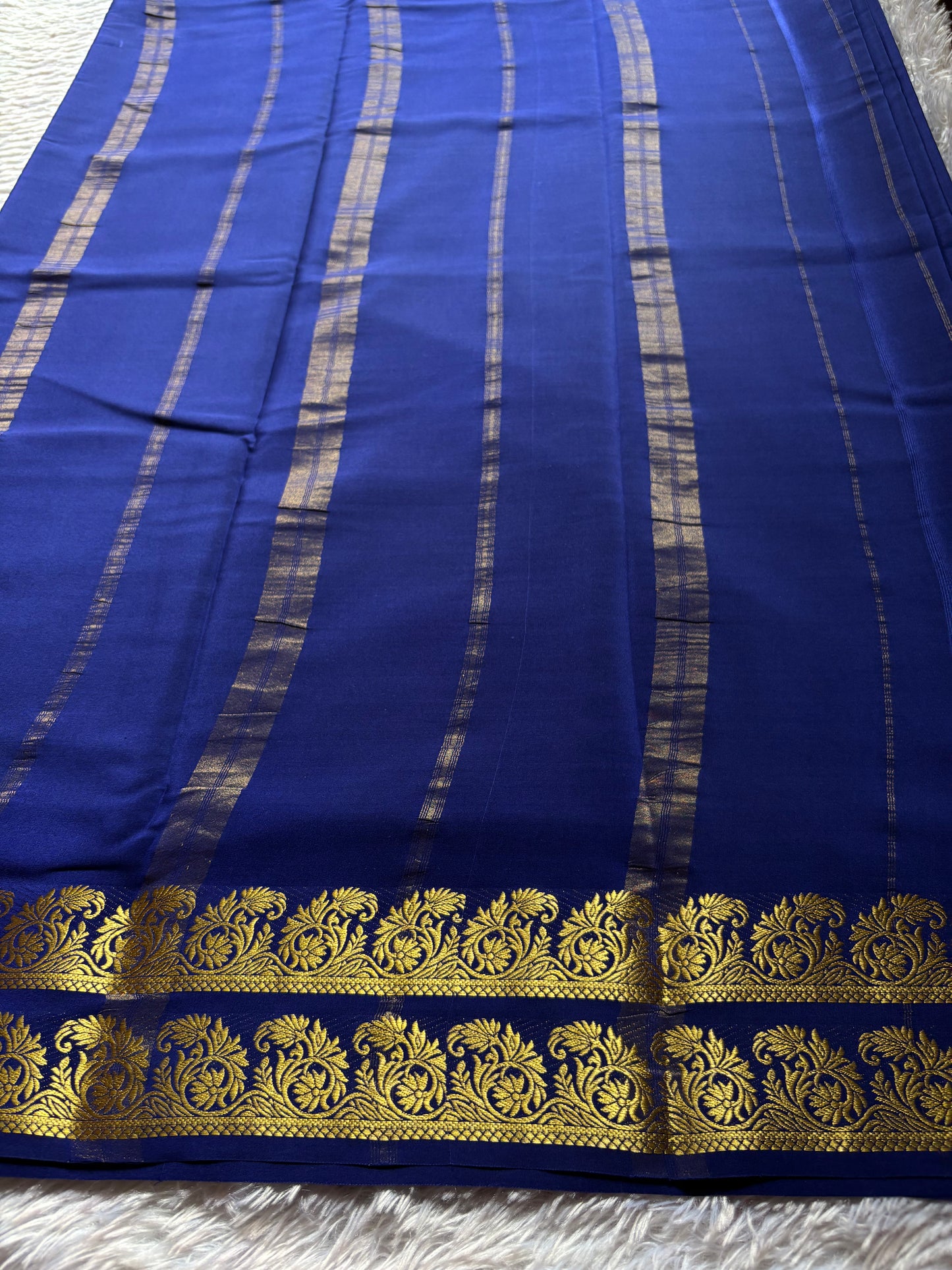 Mallika : Solid Navy blue