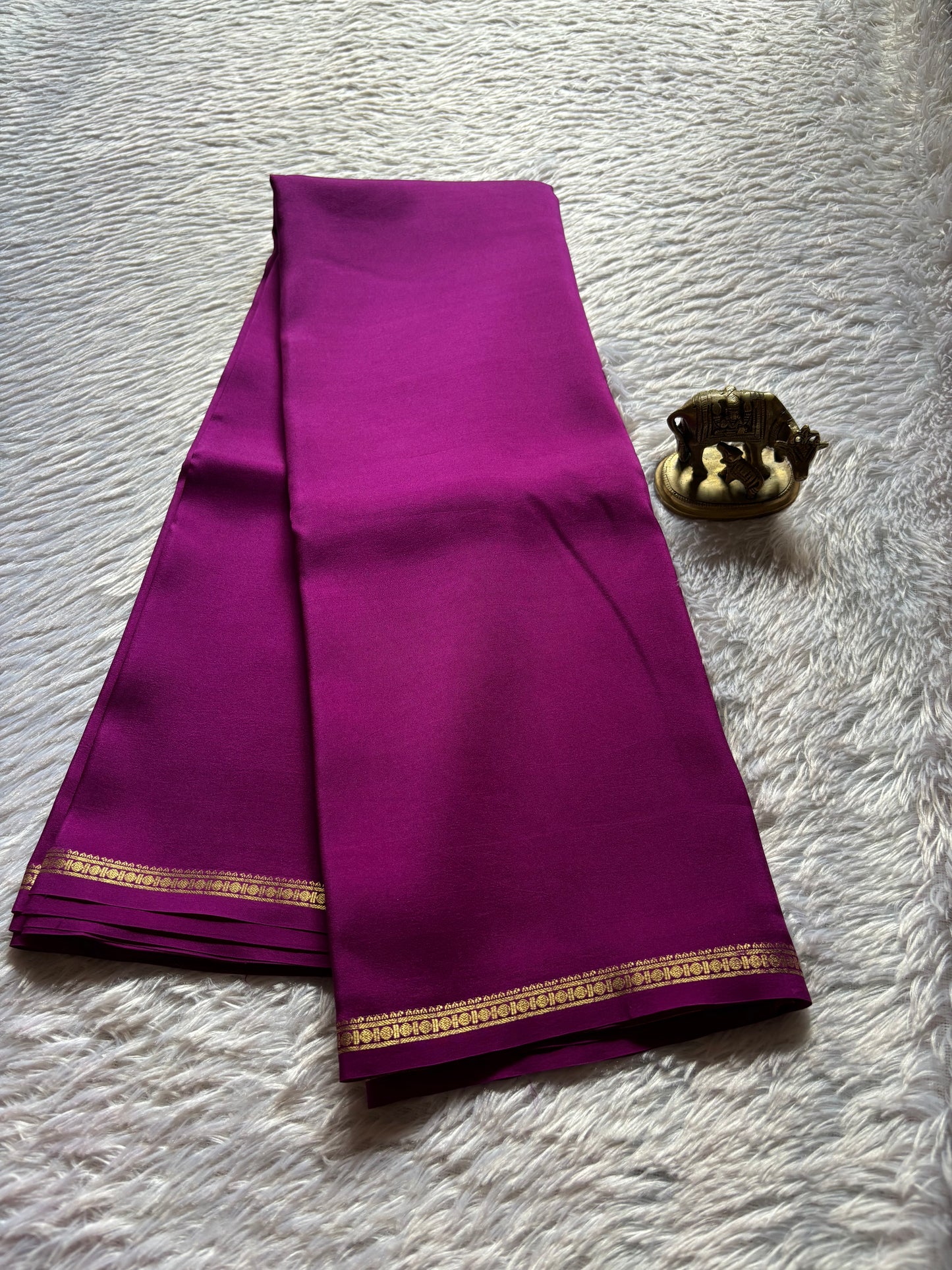 Sumukhi : Solid Magenta