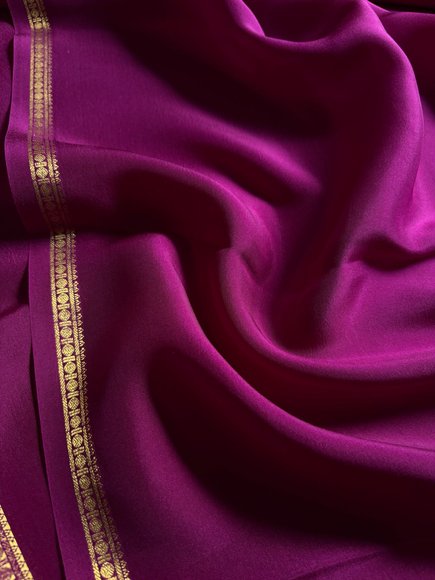 Sumukhi : Solid Magenta