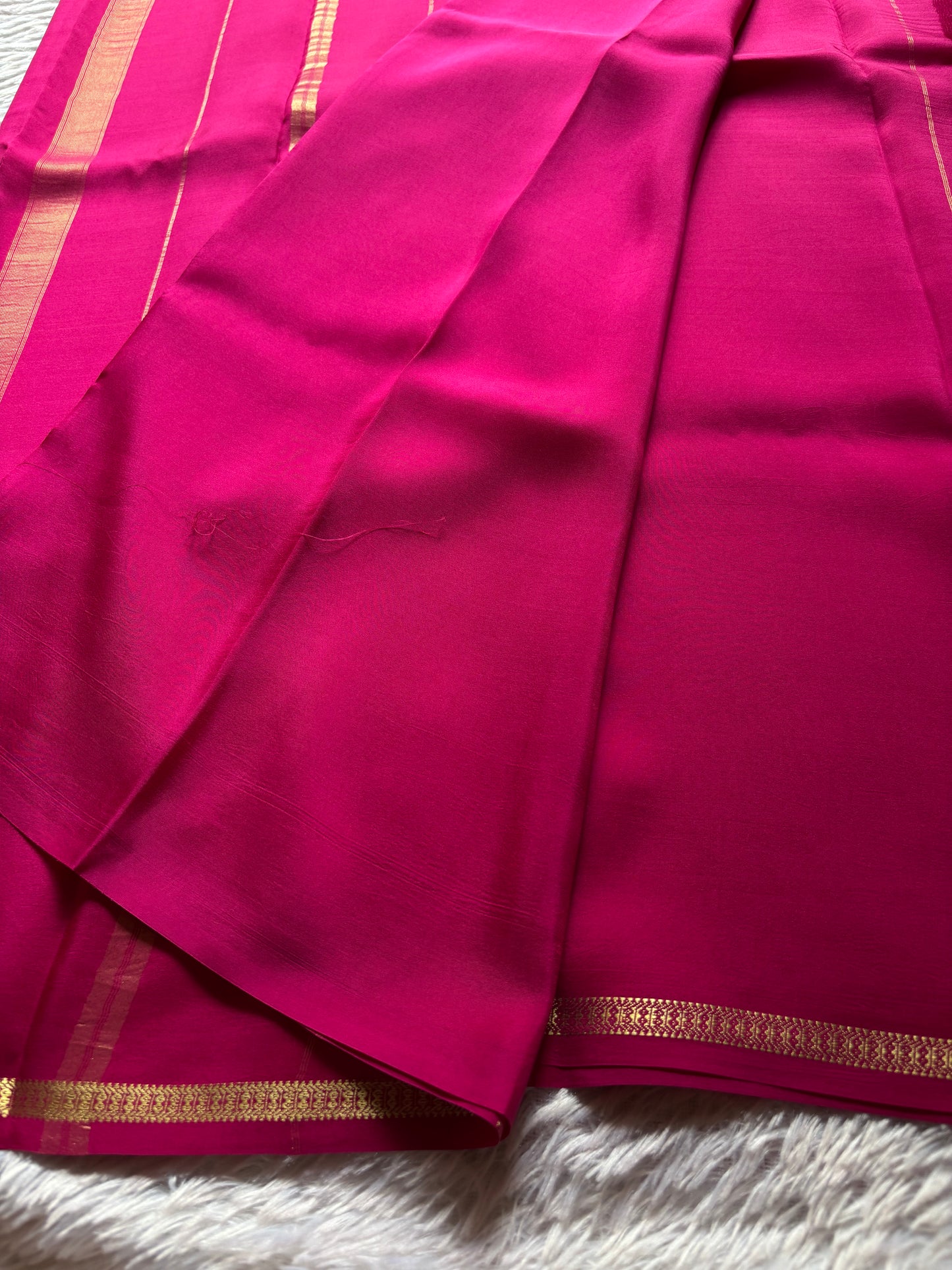 Mangala : Solid Rani pink