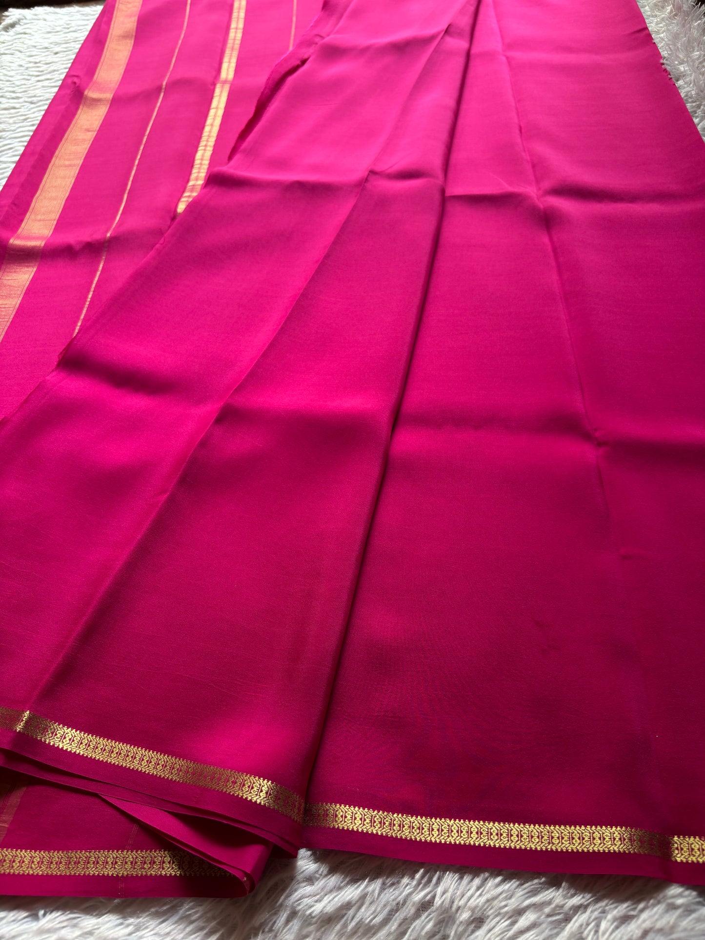 Mangala : Solid Rani pink