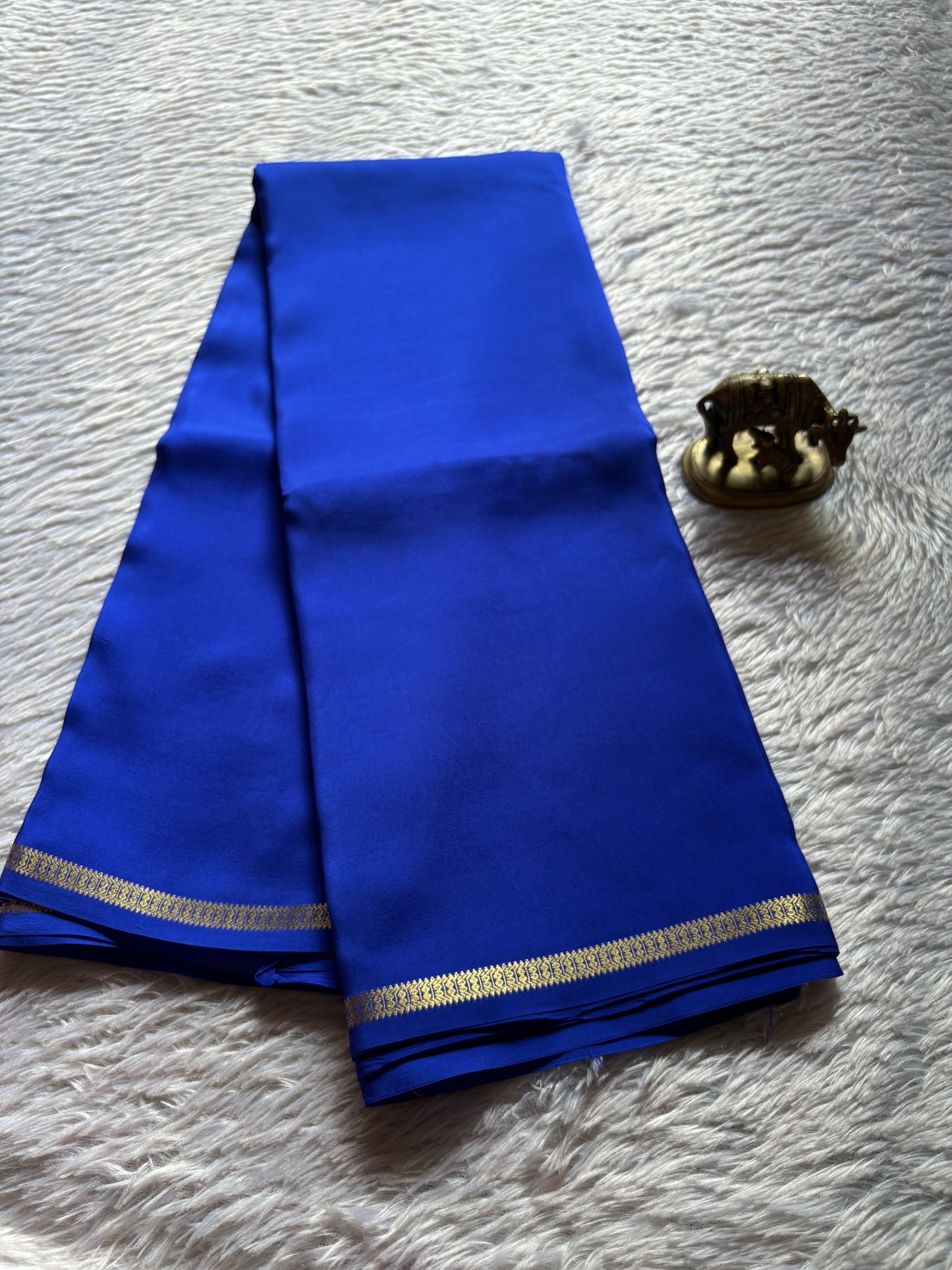 Mangala : Solid Royal blue