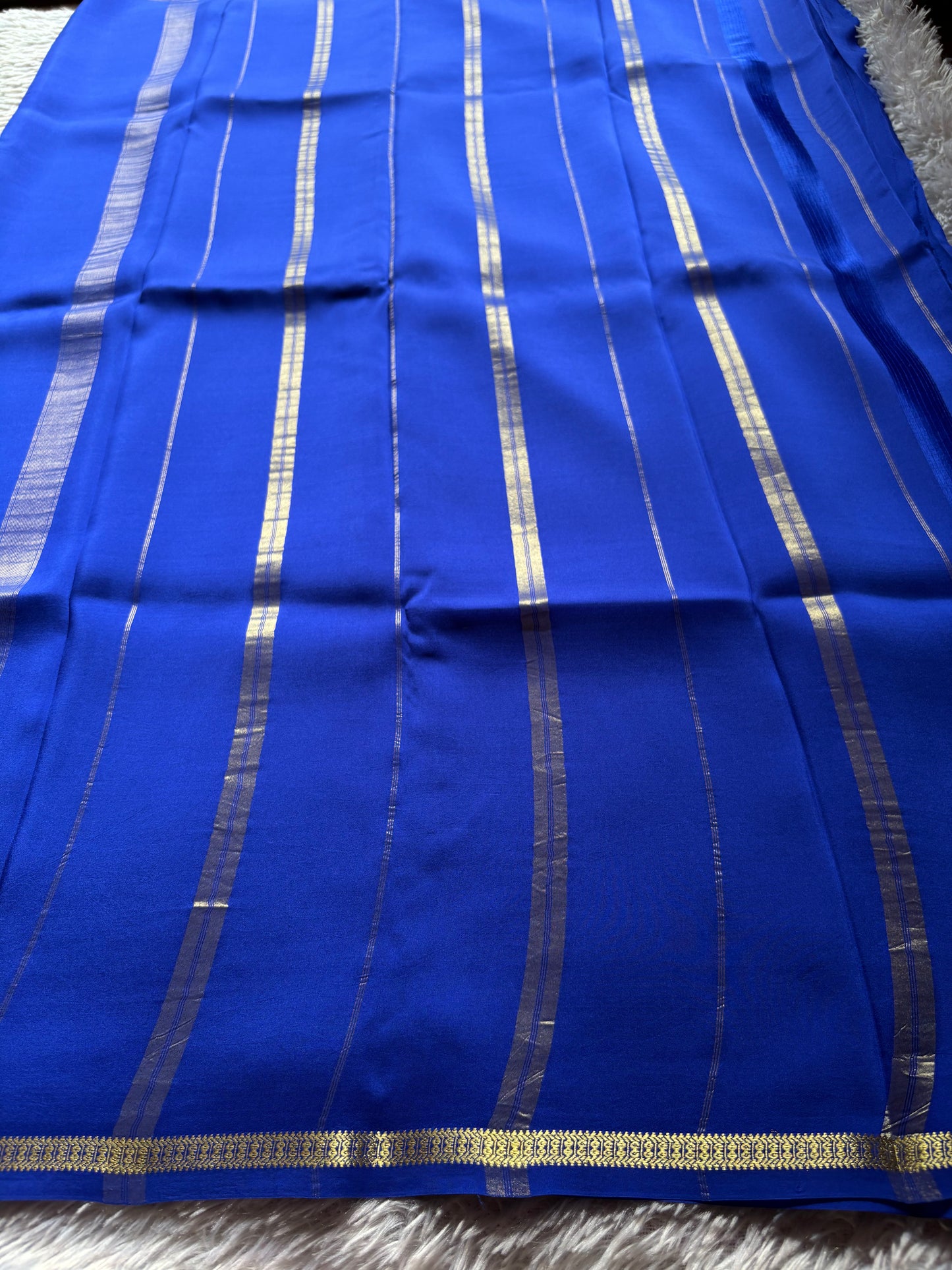 Mangala : Solid Royal blue