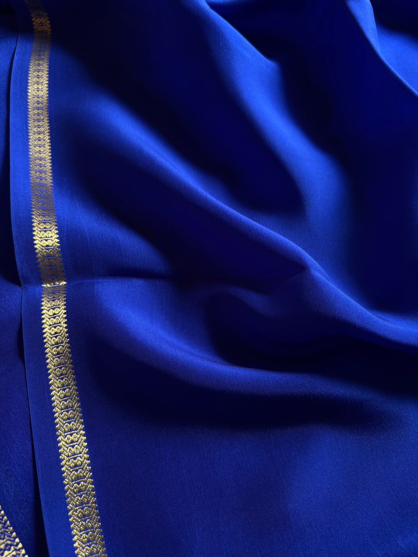 Mangala : Solid Royal blue