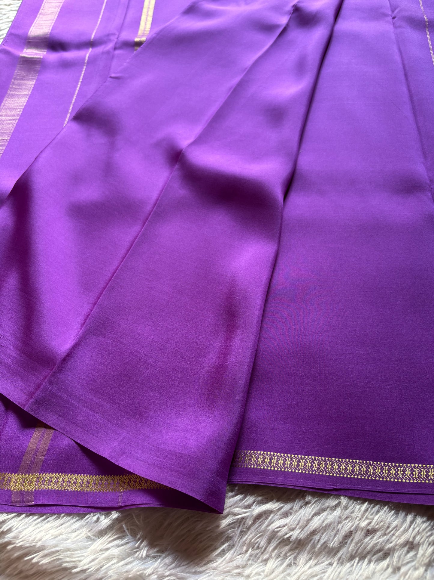 Mangala : Solid Lavender