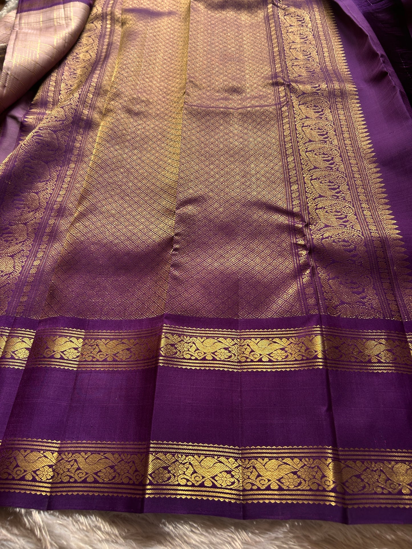 Kankana (2D) : Light onion pink-royal purple