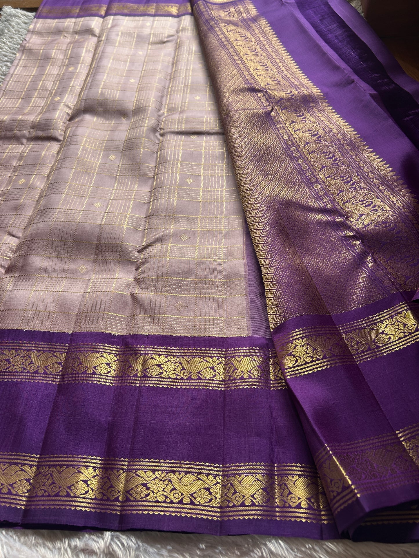 Kankana (2D) : Light onion pink-royal purple