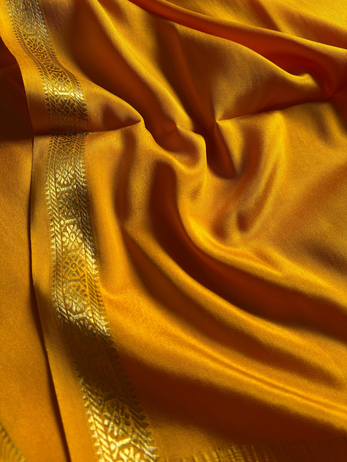 Rudrakshi : Solid Golden yellow
