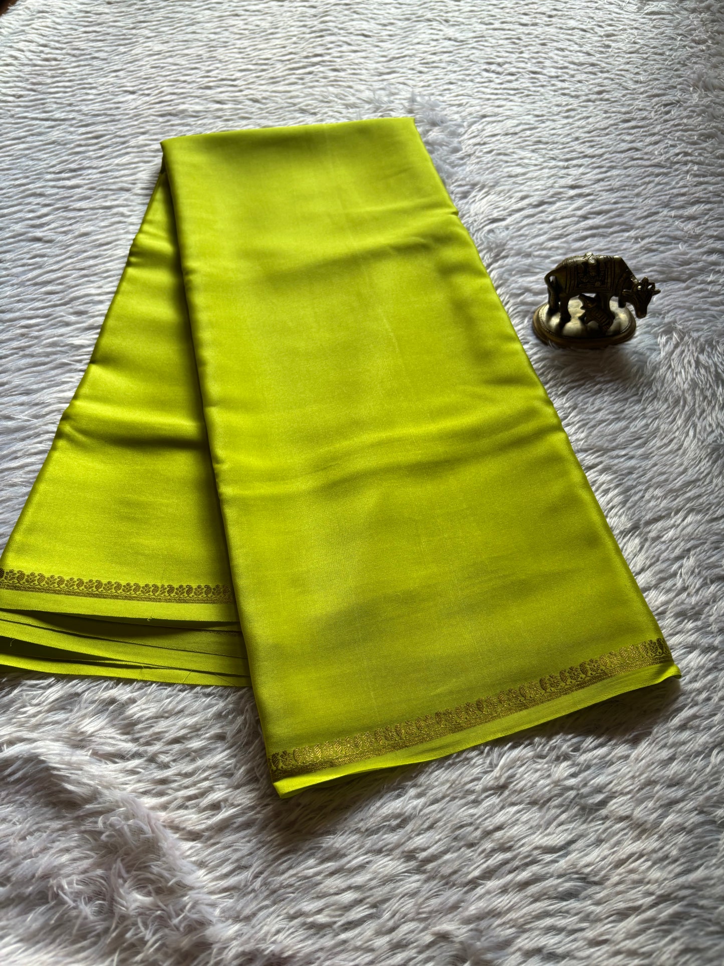Nitya : Solid Olive