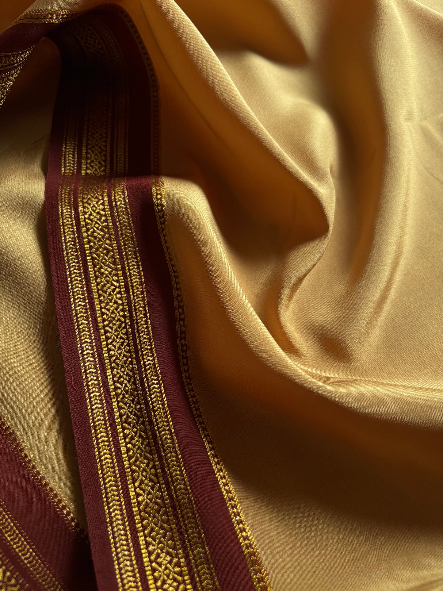 Shailaja (2D) : Beige-chocolate brown