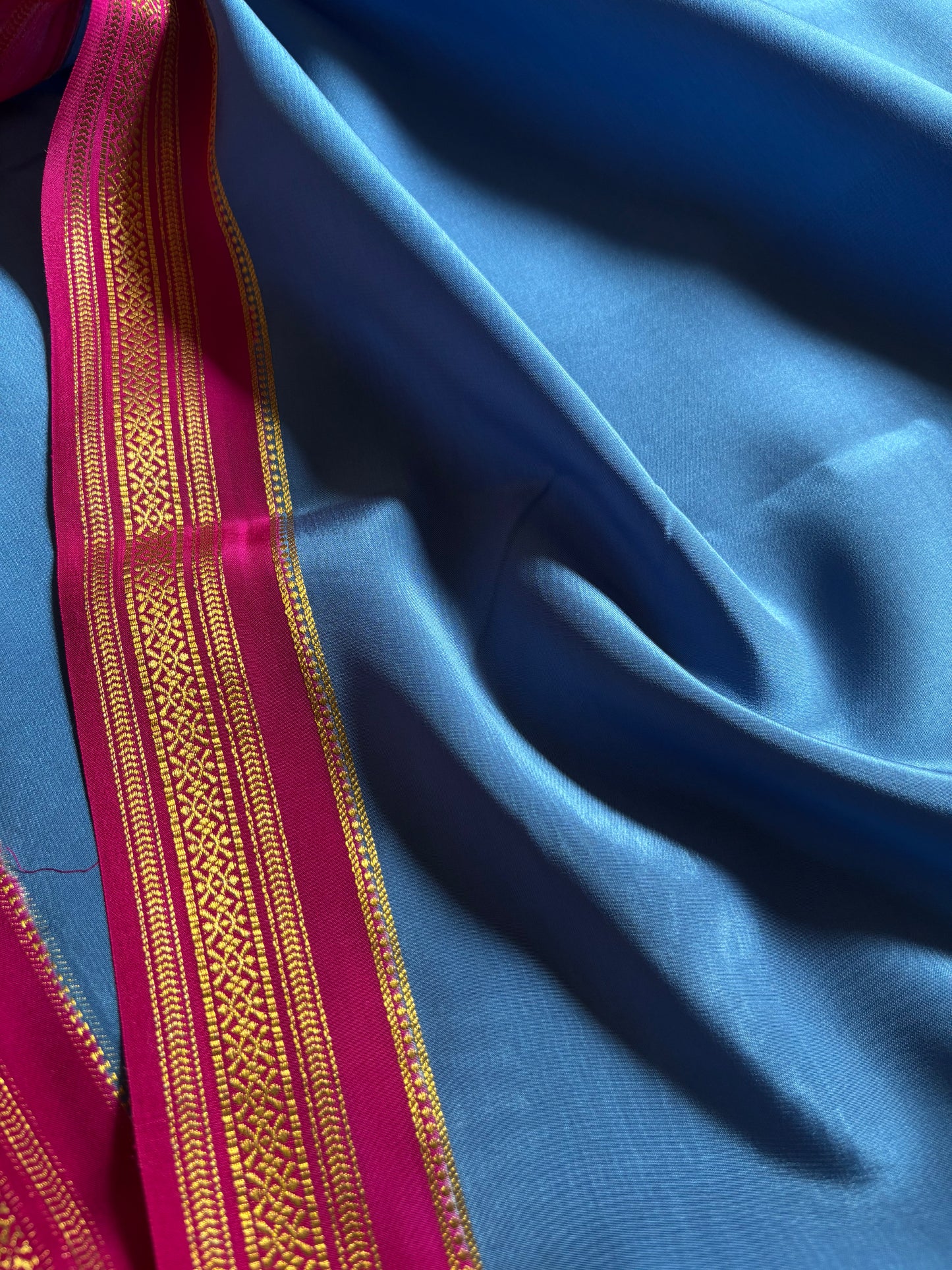 Shailaja (2D) : Steel blue-rani pink