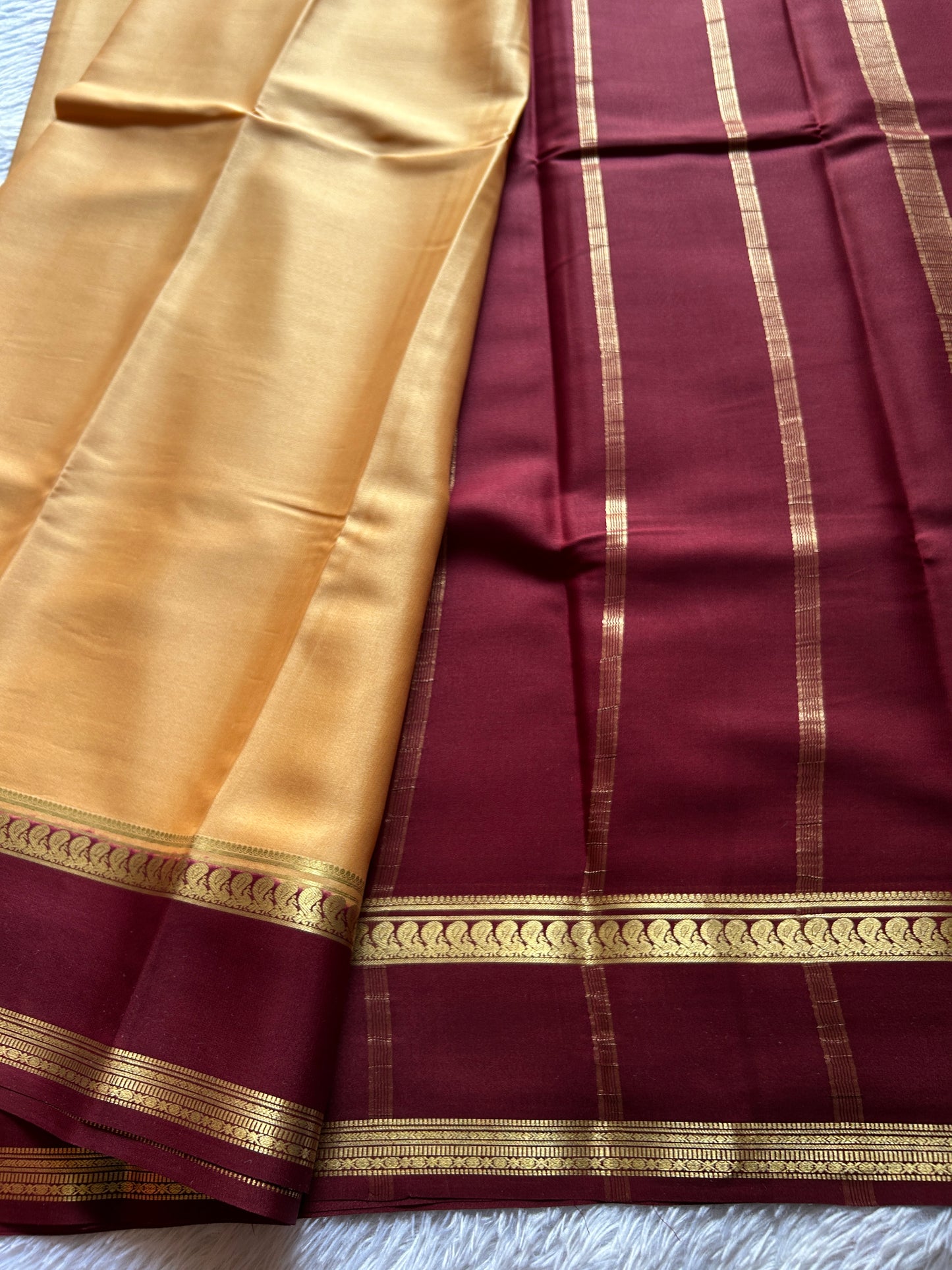 Arathi (2D) : Beige-chocolate brown