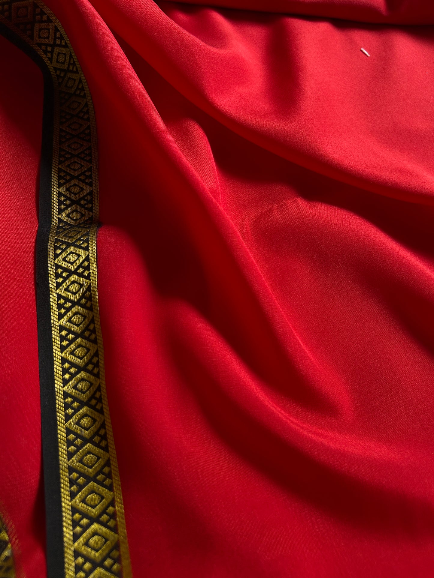 Nikhila (2D) : Red-black
