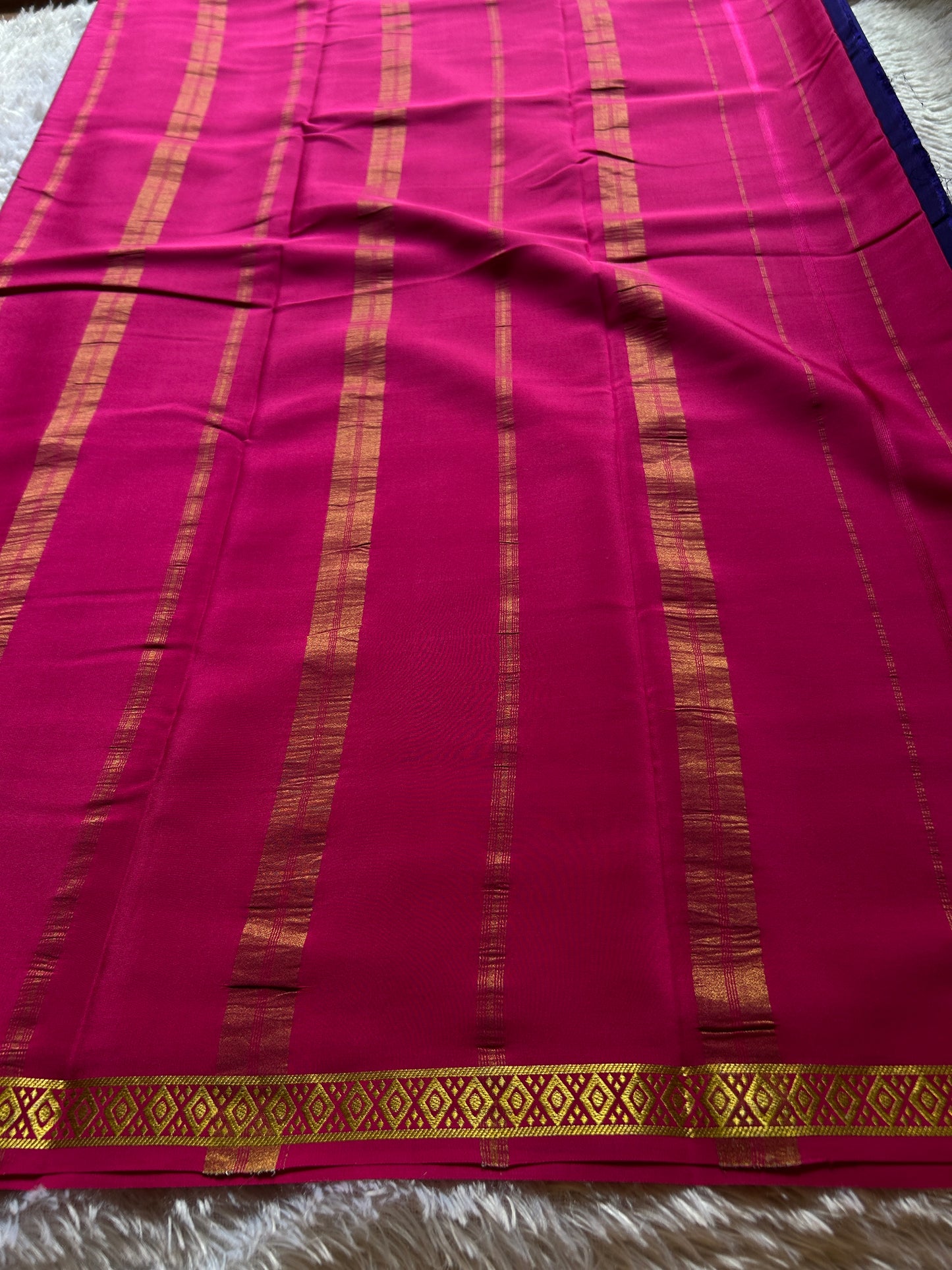 Nikhila (2D) : Navy blue-rani pink