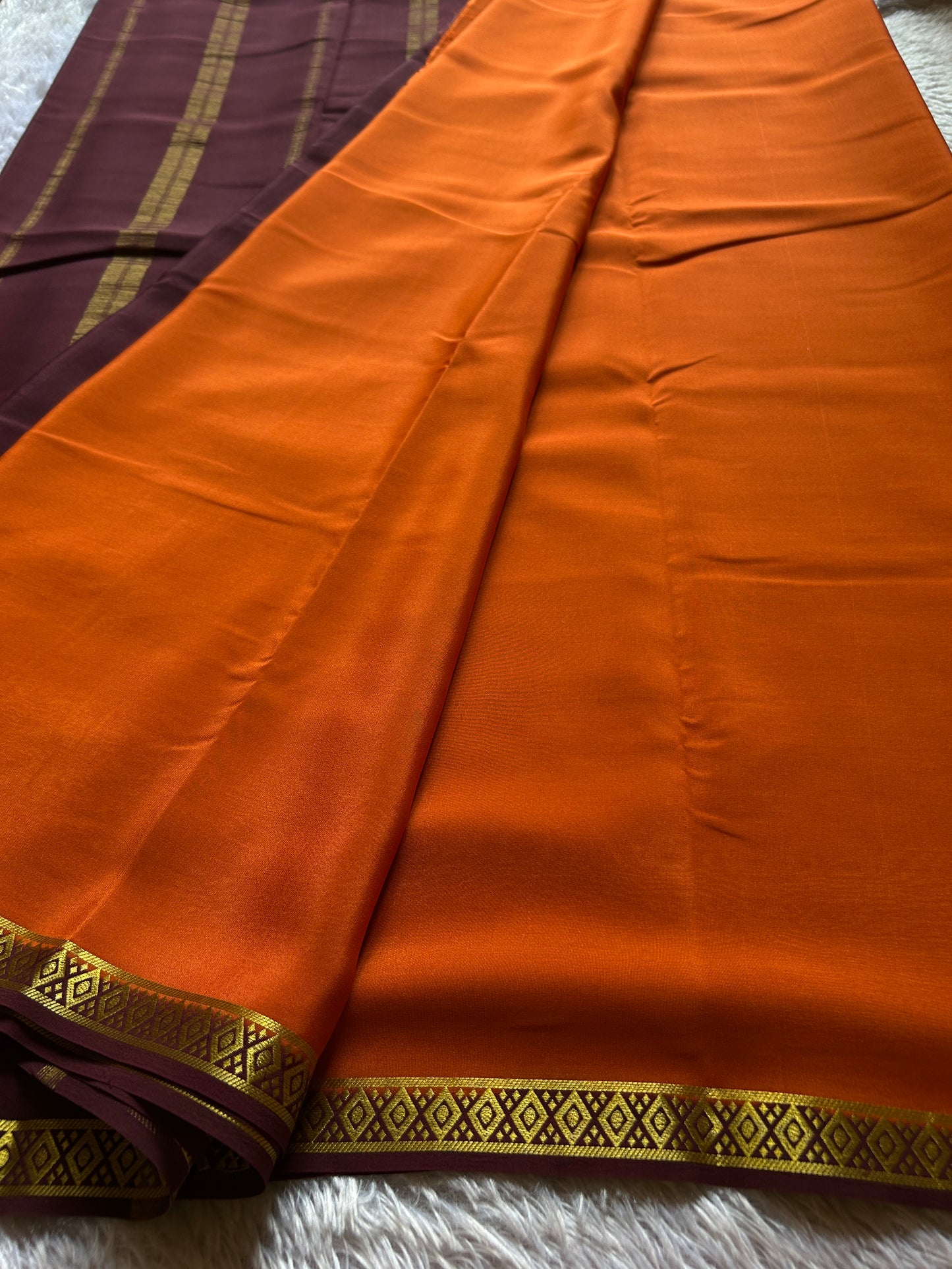 Nikhila (2D) : Rust orange-chocolate brown