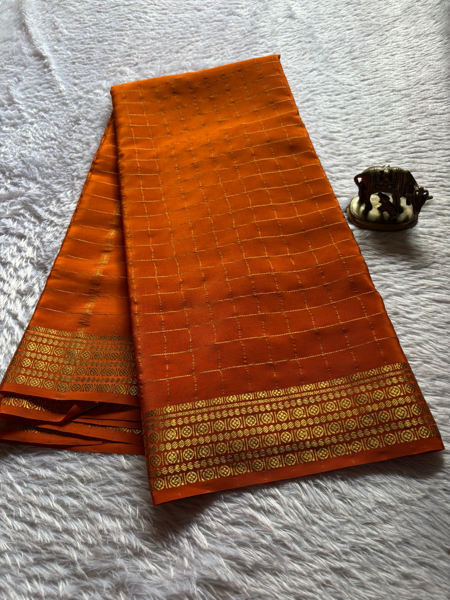 Chinmayi : Solid Orange