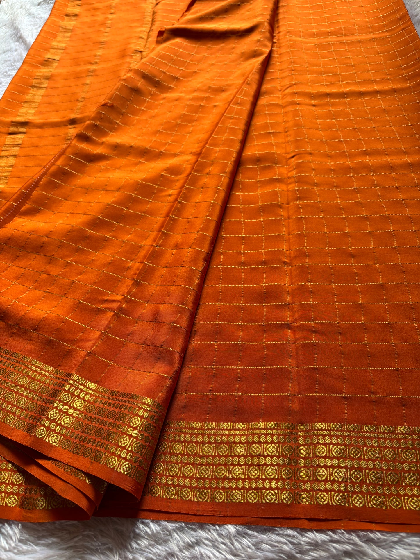 Chinmayi : Solid Orange