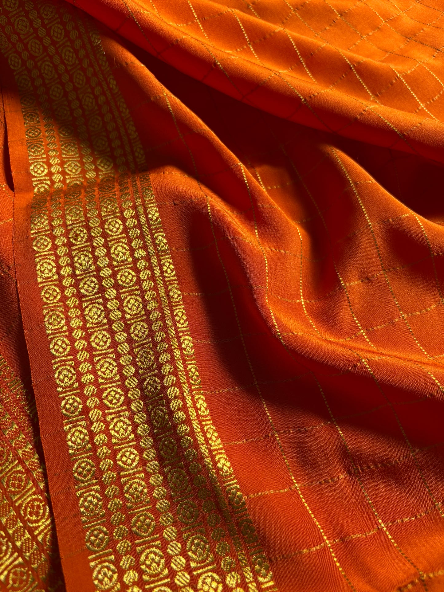 Chinmayi : Solid Orange