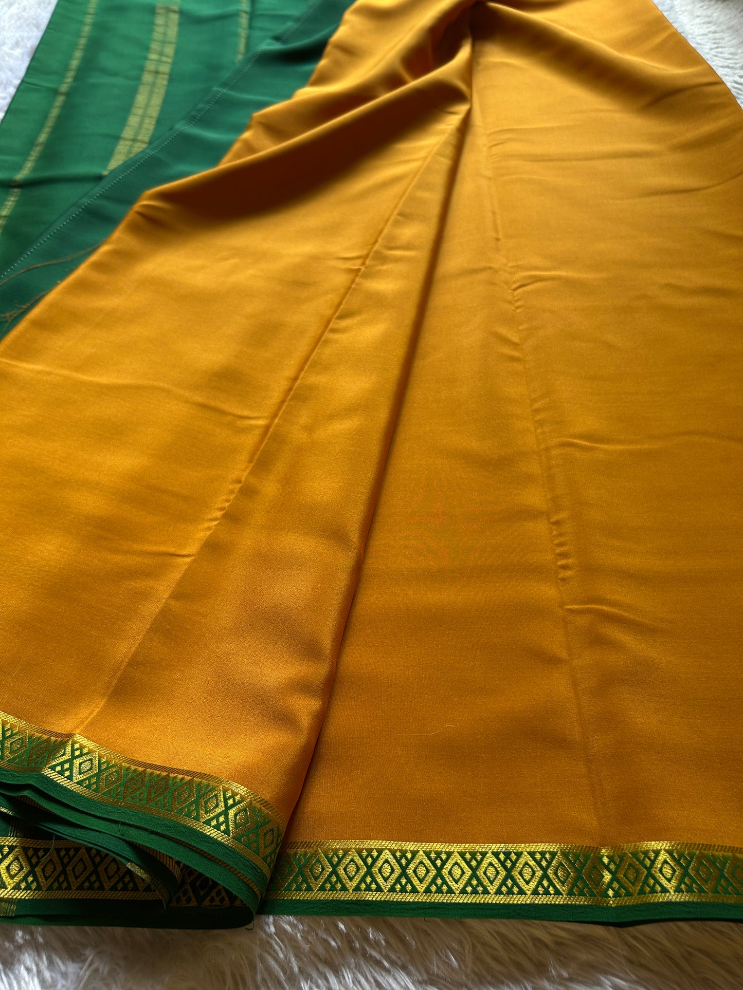 Nikhila (2D) : Golden yellow-bottle green