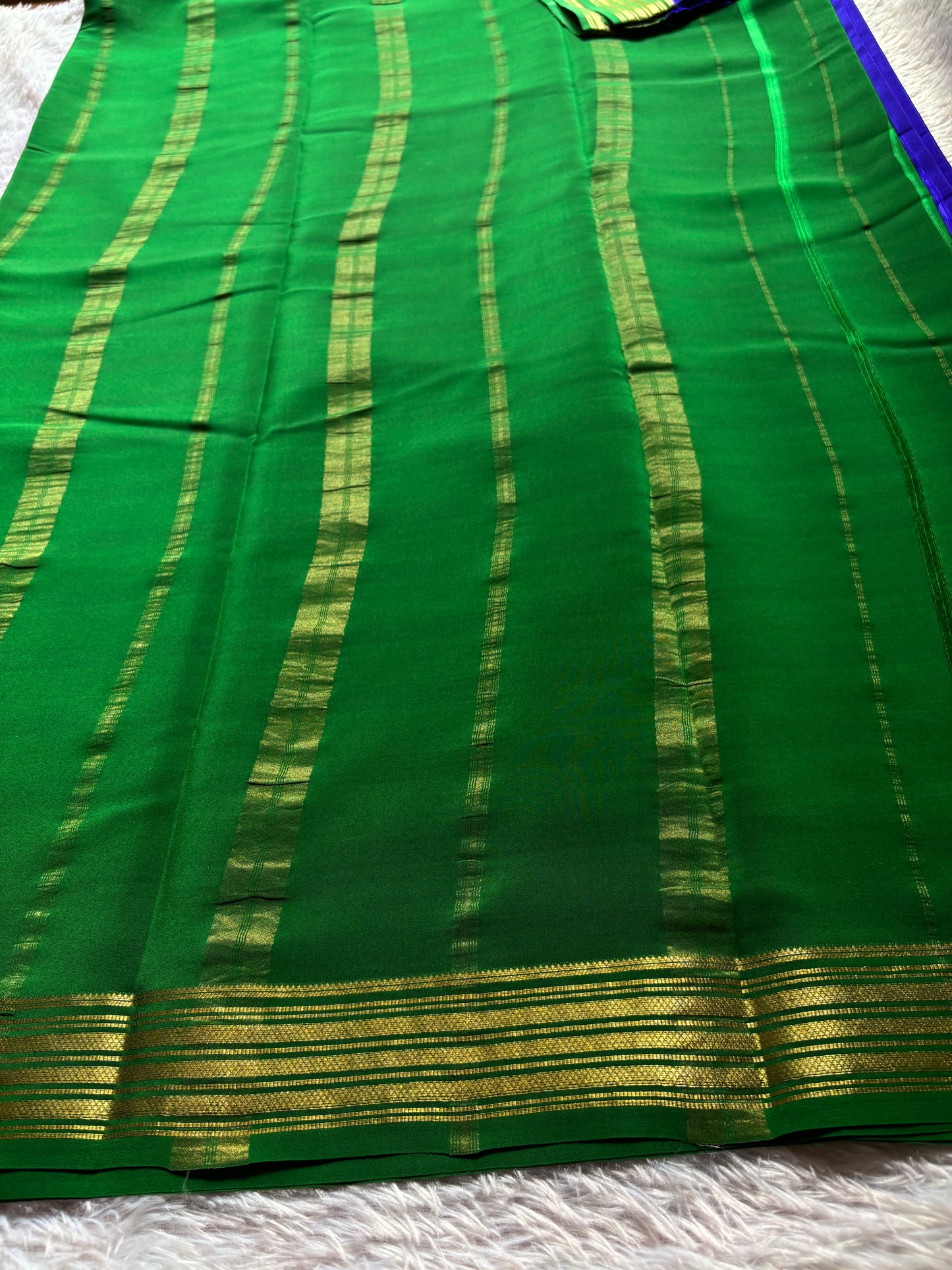 Ananya (2D) : Royal blue-bottle green