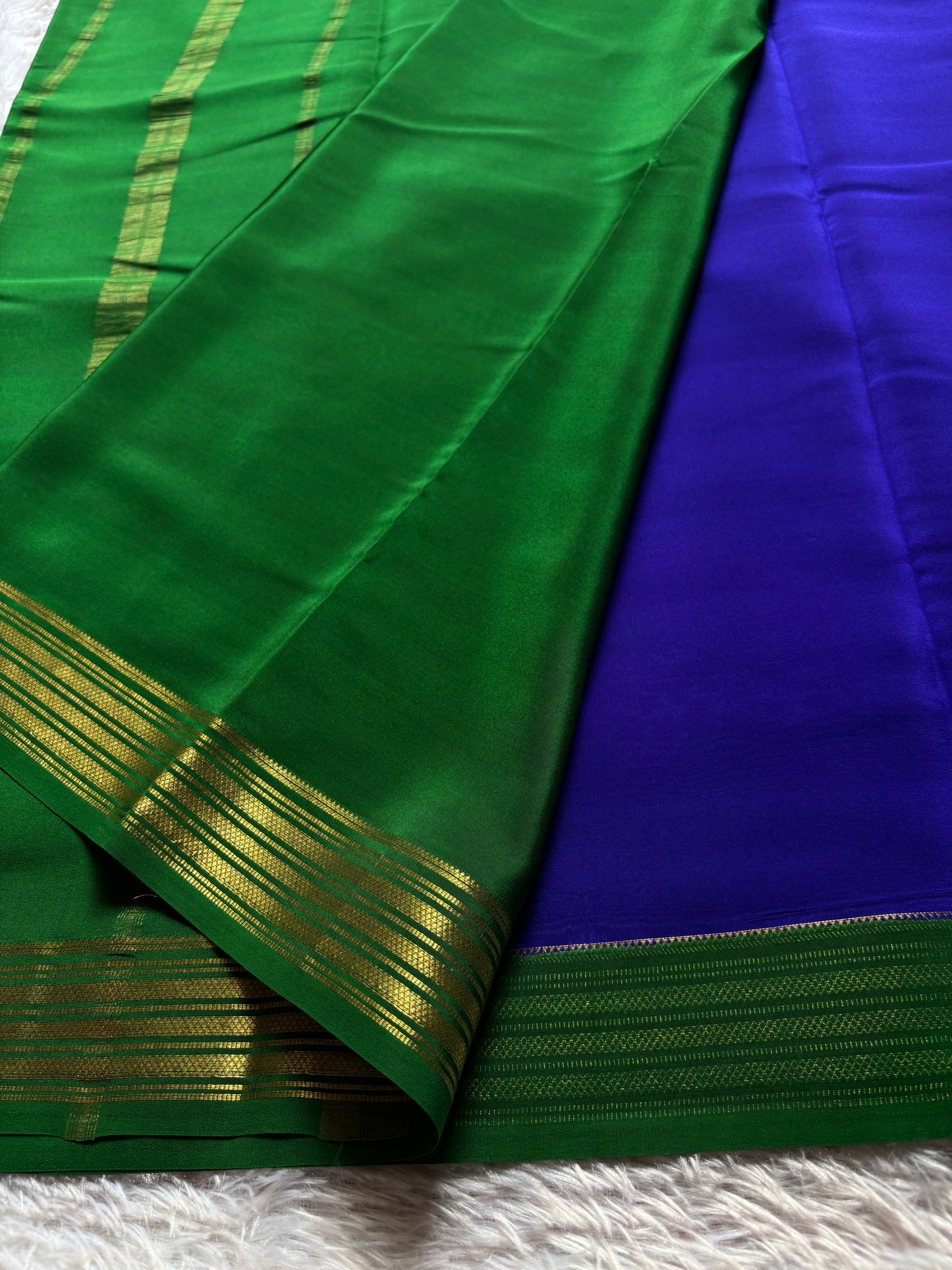 Ananya (2D) : Royal blue-bottle green