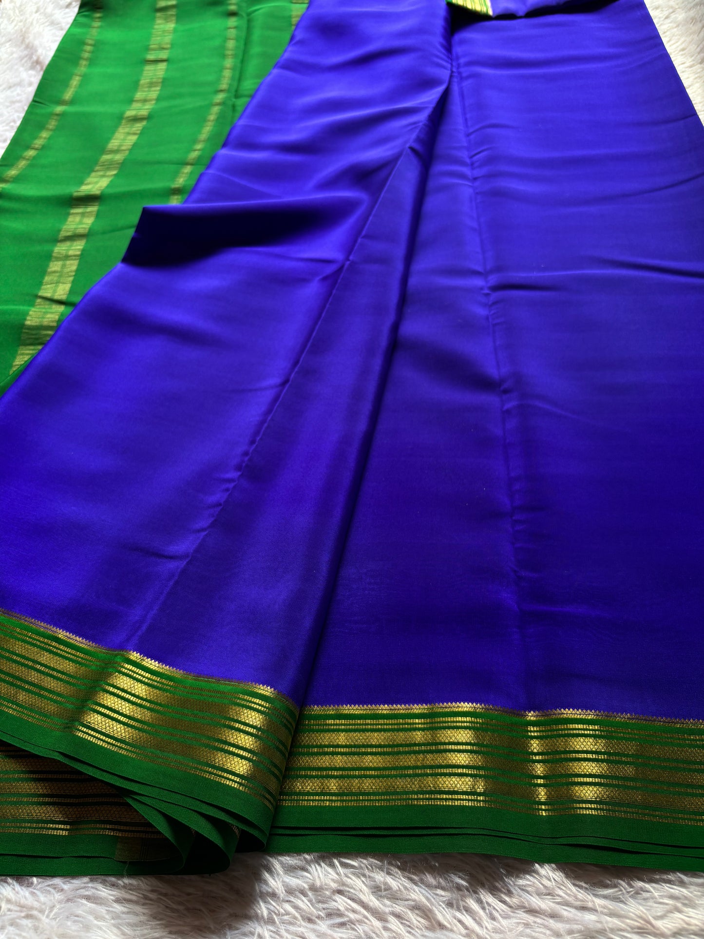 Ananya (2D) : Royal blue-bottle green
