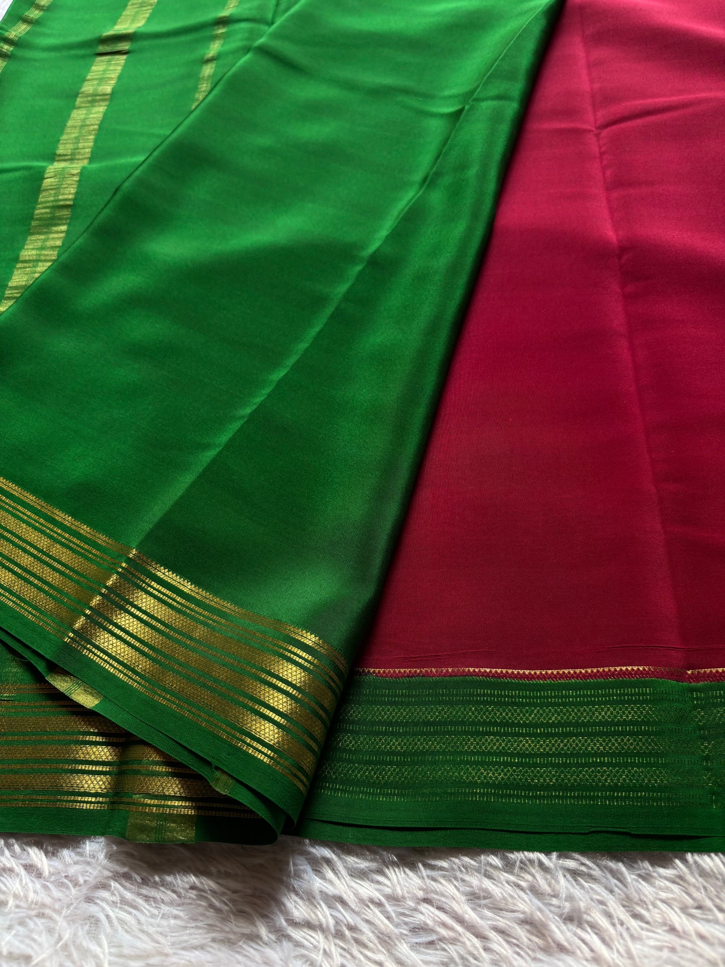 Ananya (2D) : Red-bottle green