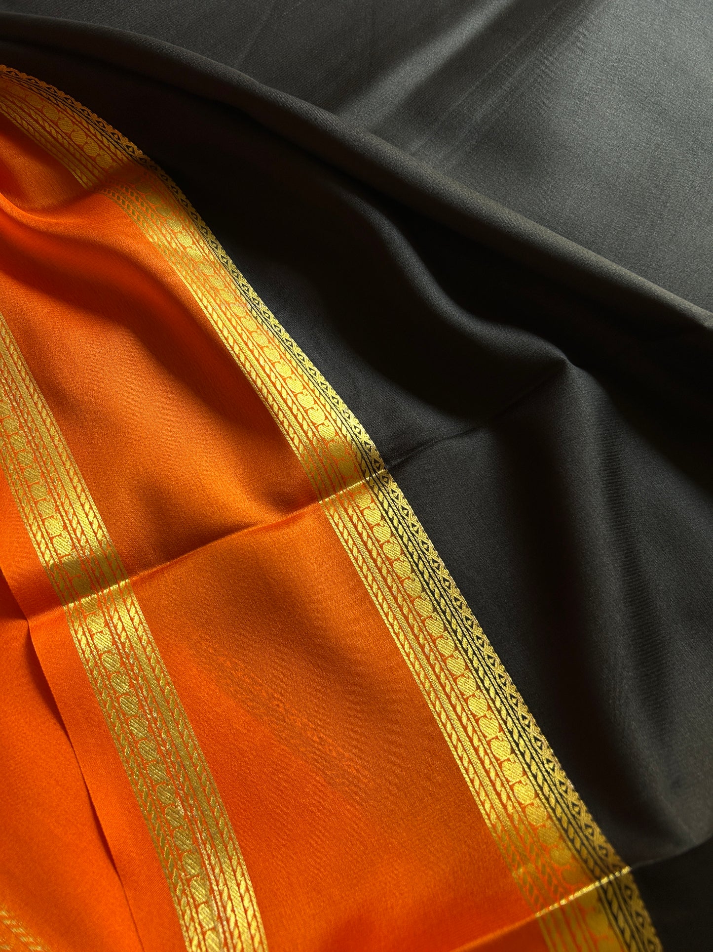 Malathi (2D) : Black-orange