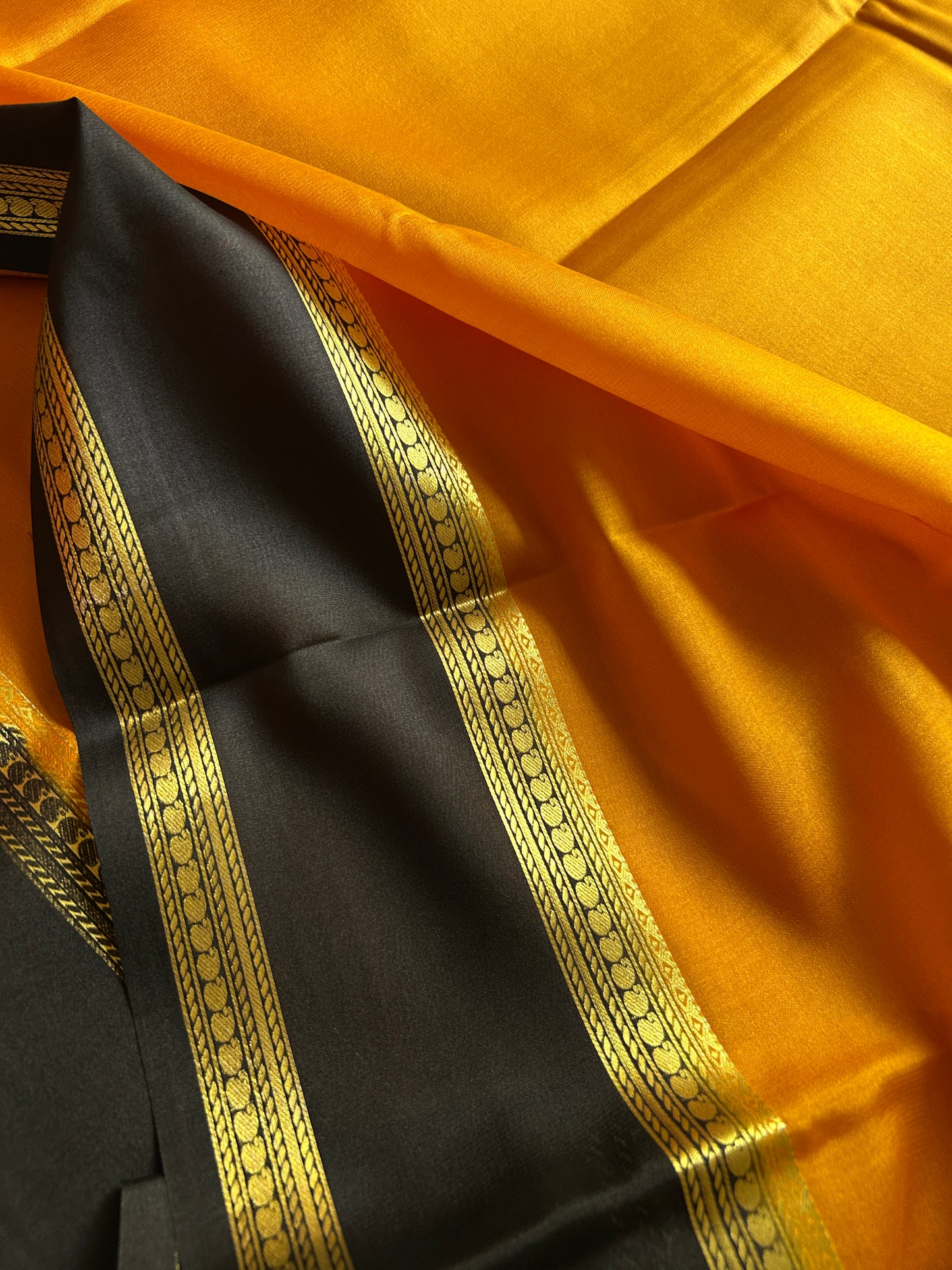 Malathi (2D) : Golden yellow-black
