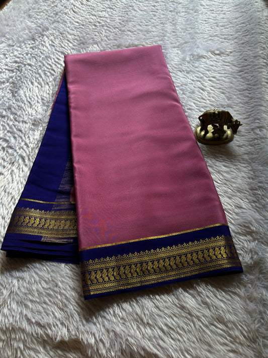 Mayuri (2D) : Onion pink-dark blue