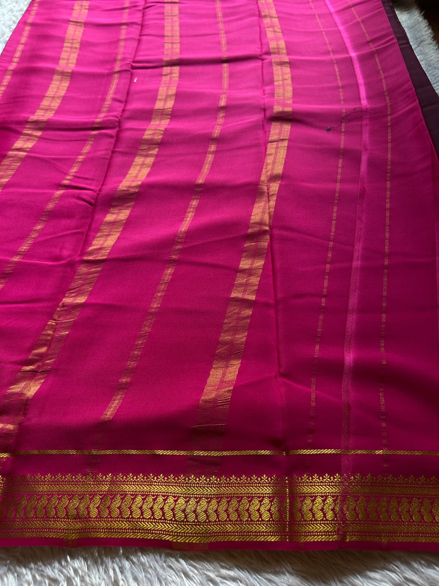Mayuri (2D) : Wine-rani pink