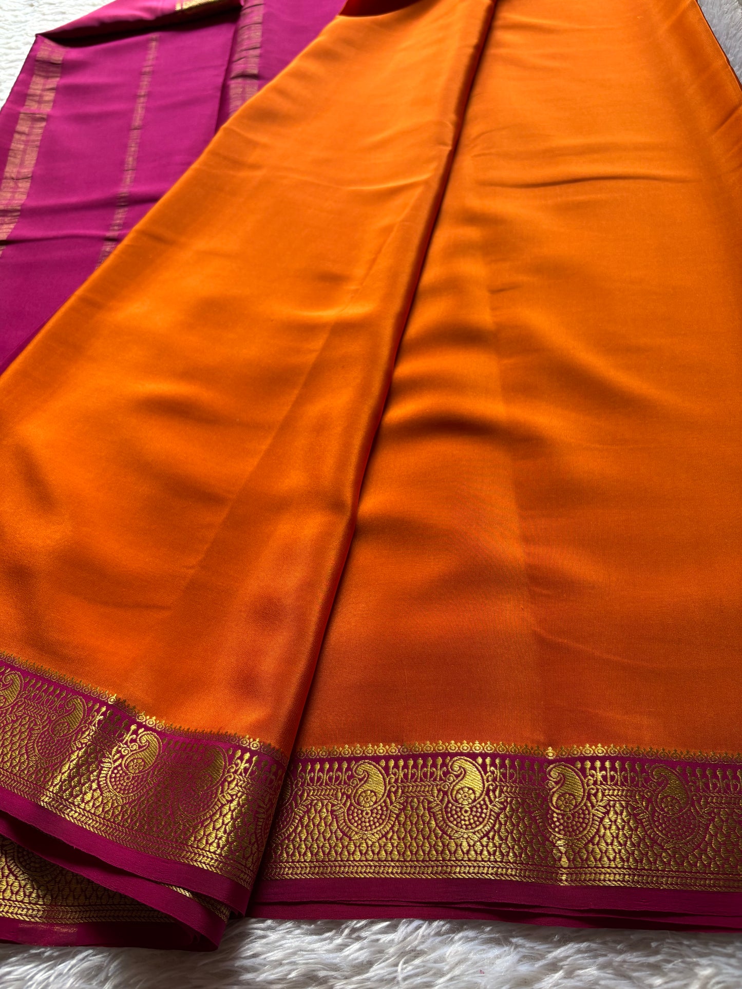 Swarna (2D) : Orange-rani pink