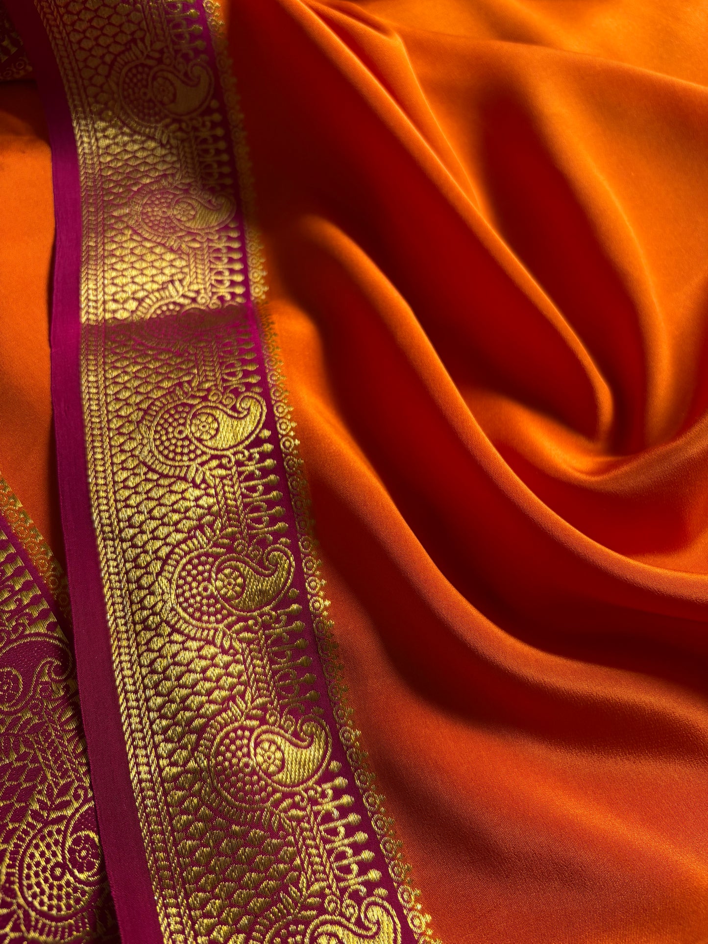 Swarna (2D) : Orange-rani pink