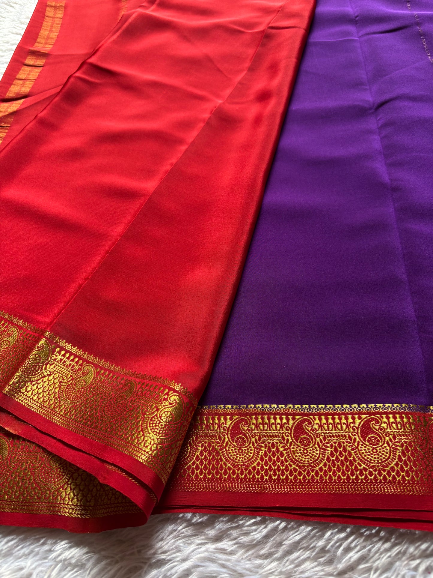 Swarna (2D) : Purple-red