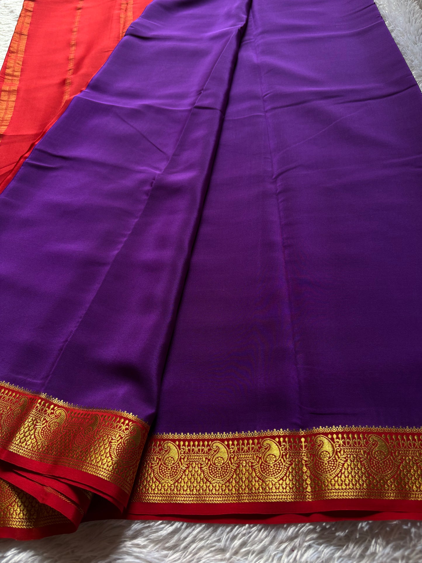 Swarna (2D) : Purple-red