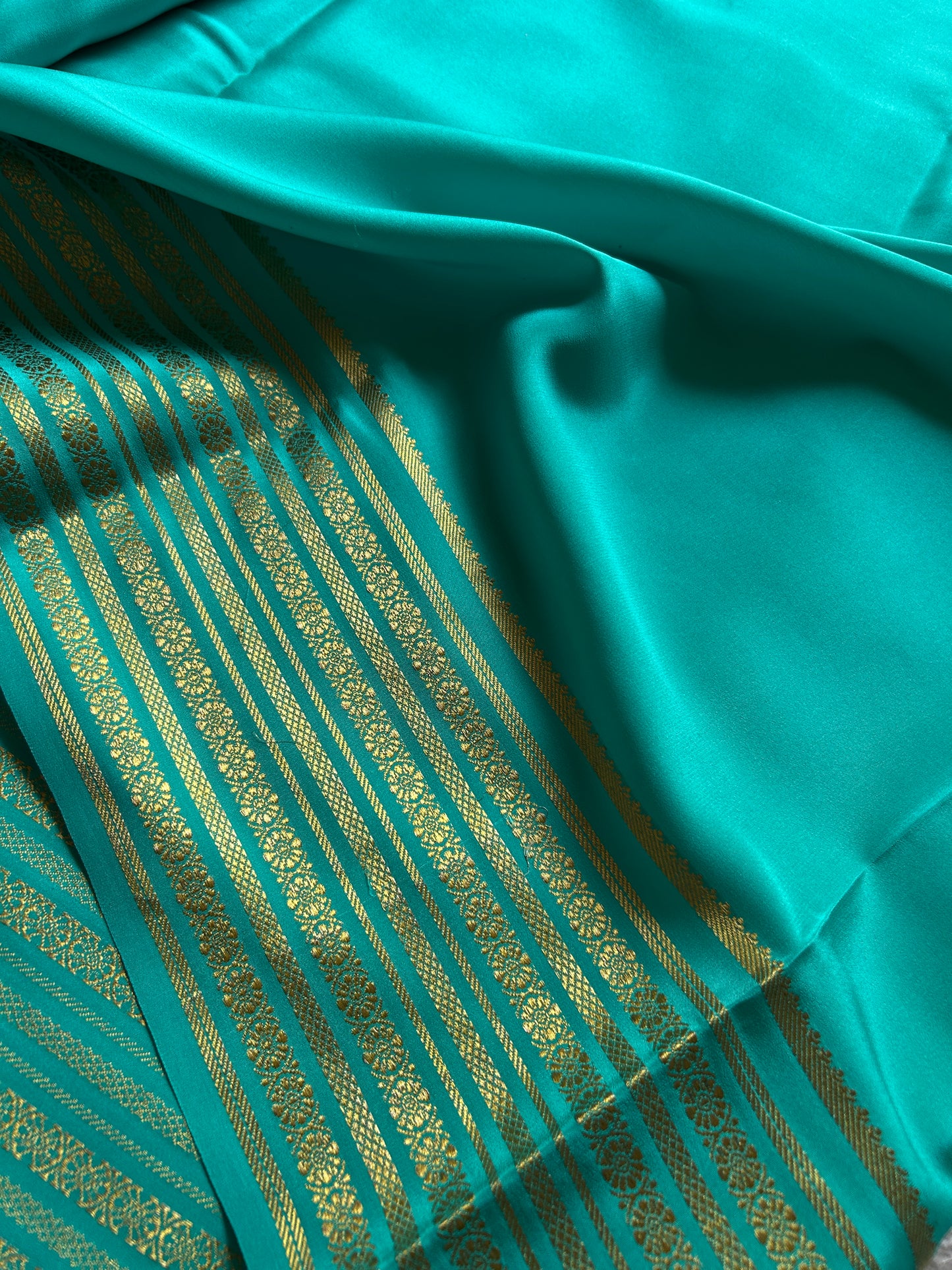 Parimala : Solid Turquoise